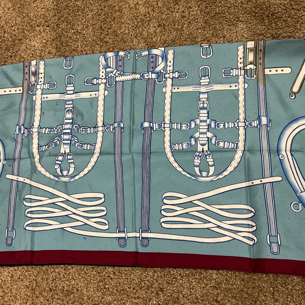 Brand new HERMES 'HARNAIS DE TIMON' SILK TWILL SCARF NO BOX.100% Silk Twill 90cm